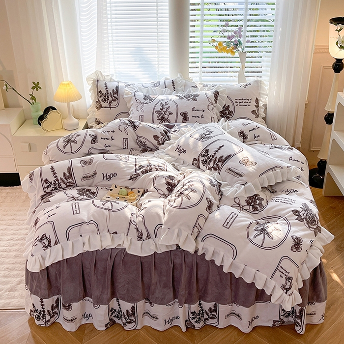 91家纺网 家纺一手货源 找家纺 金盛皇朝家纺 2023高克重牛奶绒韩版花边床裙款四件套 法式浪漫