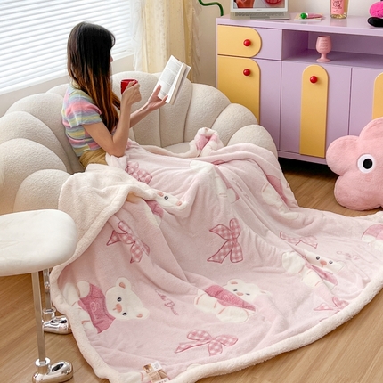 91家纺网 家纺一手货源 找家纺 顾里家纺 2023新款ins韩风∙雪花立体羊羔绒毯 少女小熊