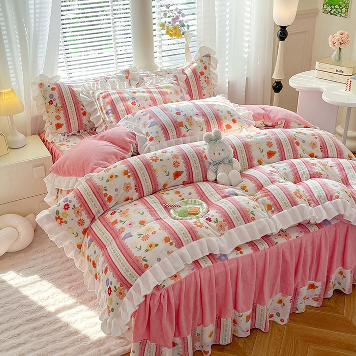 91家纺网 家纺一手货源 找家纺 金盛皇朝家纺 2023高克重牛奶绒韩版花边床裙款四件套 盛世花颜