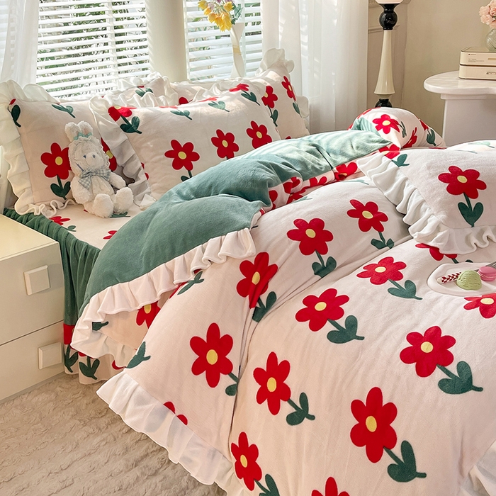 91家纺网 家纺一手货源 找家纺 金盛皇朝家纺 2023高克重牛奶绒韩版花边床裙款四件套 贝利花都