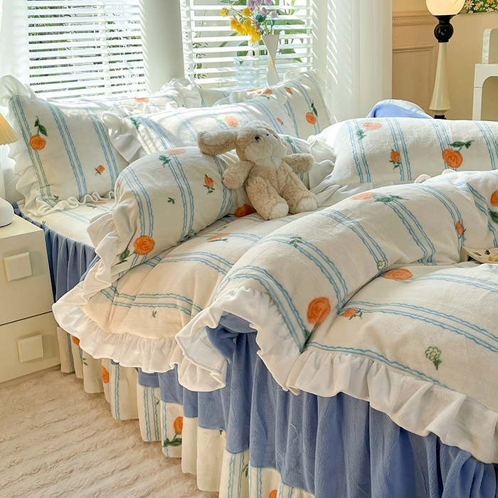 91家纺网 家纺一手货源 找家纺 金盛皇朝家纺 2023高克重牛奶绒韩版花边床裙款四件套 茶语花香