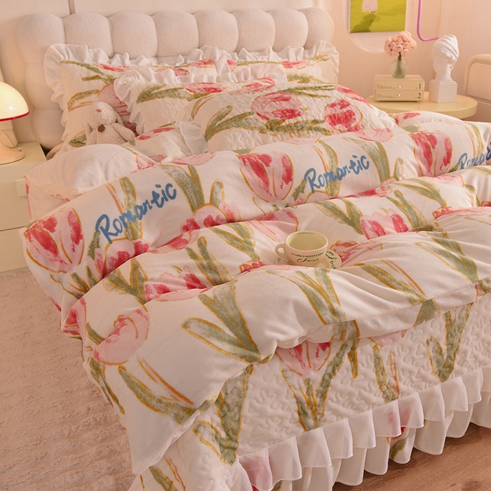 91家纺网 家纺一手货源 找家纺 （总）金盛皇朝家纺 2023款高克重牛奶绒双层花边床盖单件三件四件套