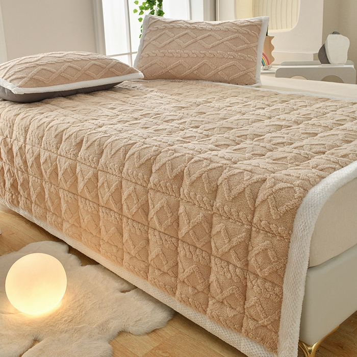 91家纺网 家纺一手货源 找家纺 （总）梦初语 2023新款塔芙绒夹棉床垫