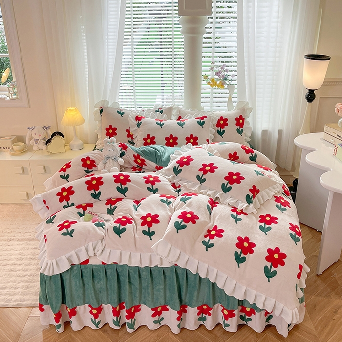 91家纺网 家纺一手货源 找家纺 金盛皇朝家纺 2023高克重牛奶绒韩版花边床裙款四件套 贝利花都