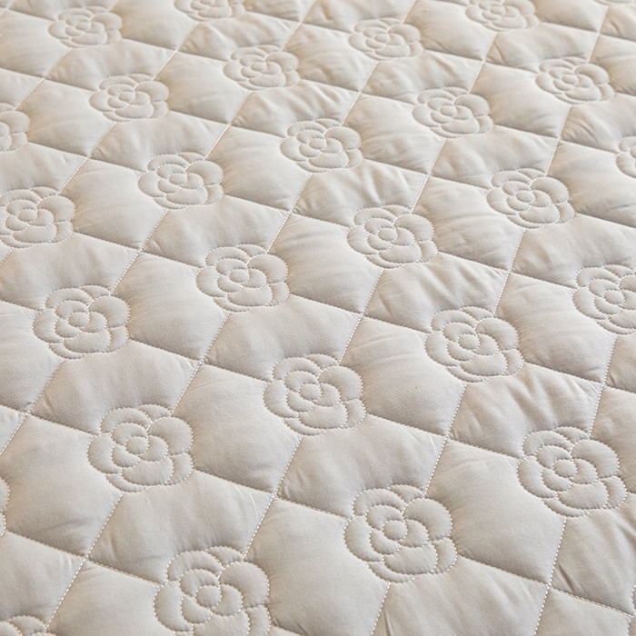 91家纺网 家纺一手货源 找家纺 小萌虎 2023新款防水夹棉床笠 方格花灰