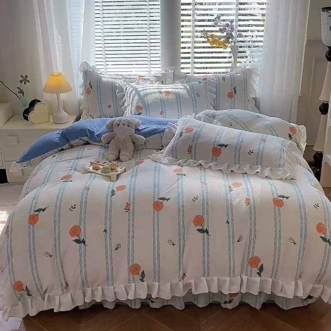 91家纺网 家纺一手货源 找家纺 金盛皇朝家纺 2023高克重牛奶绒韩版花边床裙款四件套 茶语花香