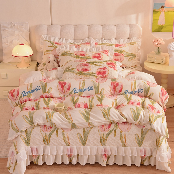 91家纺网 家纺一手货源 找家纺 （总）金盛皇朝家纺 2023款高克重牛奶绒双层花边床盖单件三件四件套