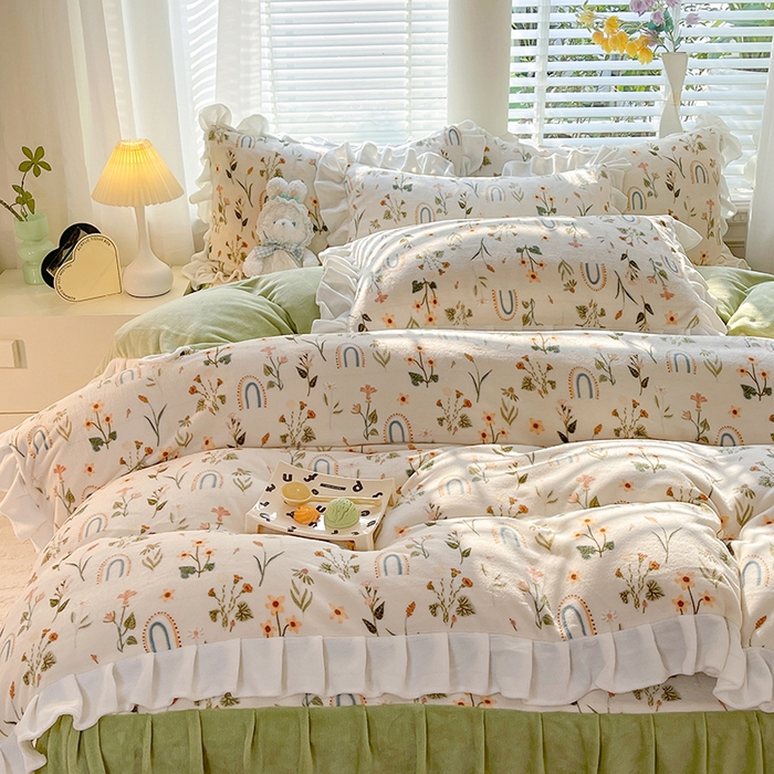 91家纺网 家纺一手货源 找家纺 金盛皇朝家纺 2023高克重牛奶绒韩版花边床裙款四件套 秘密花园