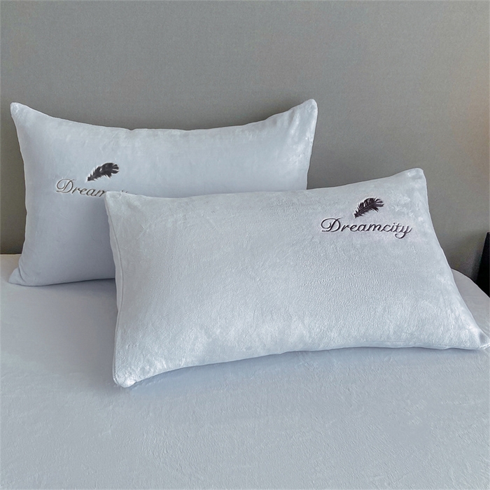 91家纺网 家纺一手货源 找家纺 古吉梦 2023新款牛奶绒刺绣床笠-羽梦 羽梦-星辰灰