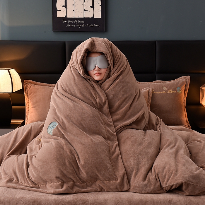 91家纺网 家纺一手货源 找家纺 瑞驰家纺 2023新款A类达标加厚保暖婴儿绒四件套 艾丽莎系列 艾丽莎-卡其