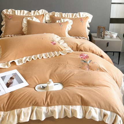 7V 2024新款韩版花边牛奶绒刺绣四件套8斤多加厚牛奶绒面料法兰绒宝宝绒 偏爱-浅驼