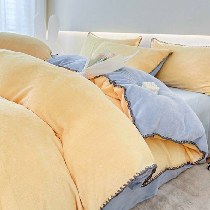 91家纺网 家纺一手货源 找家纺 迷仙巢家纺 2023新款贝壳绒四件套 奶油黄加天空蓝