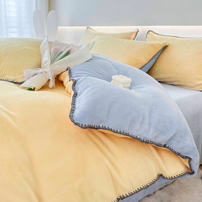 91家纺网 家纺一手货源 找家纺 迷仙巢家纺 2023新款贝壳绒四件套 奶油黄加天空蓝