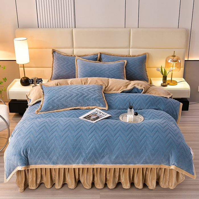 91家纺网 家纺一手货源 找家纺 星窝家纺 2023直播电商爆款高克重9斤加厚雕花绒牛奶绒四件套 格调蓝色