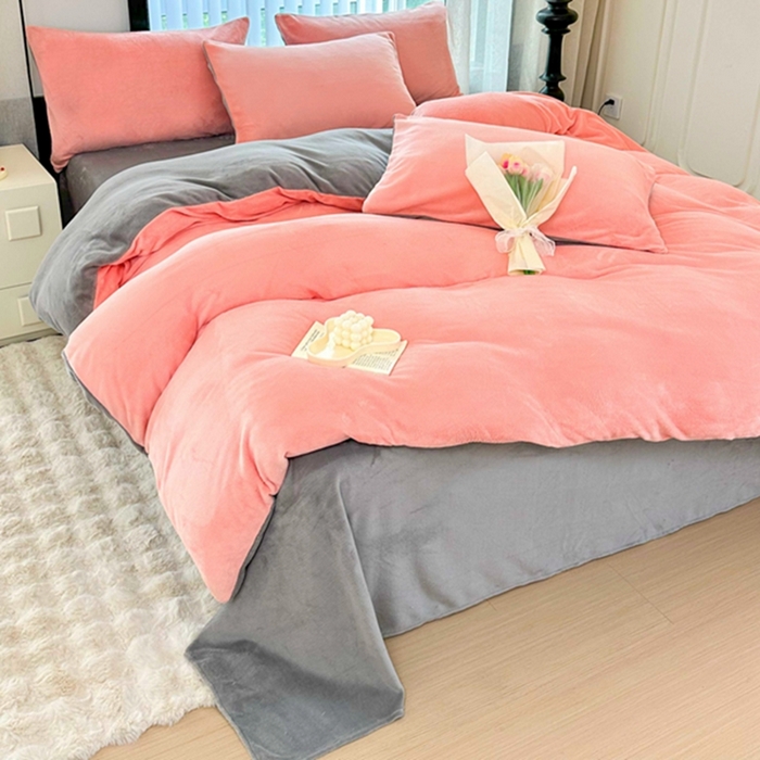 91家纺网 家纺一手货源 找家纺 迷仙巢家纺 2023新款双拼牛奶绒四件套 玉加灰