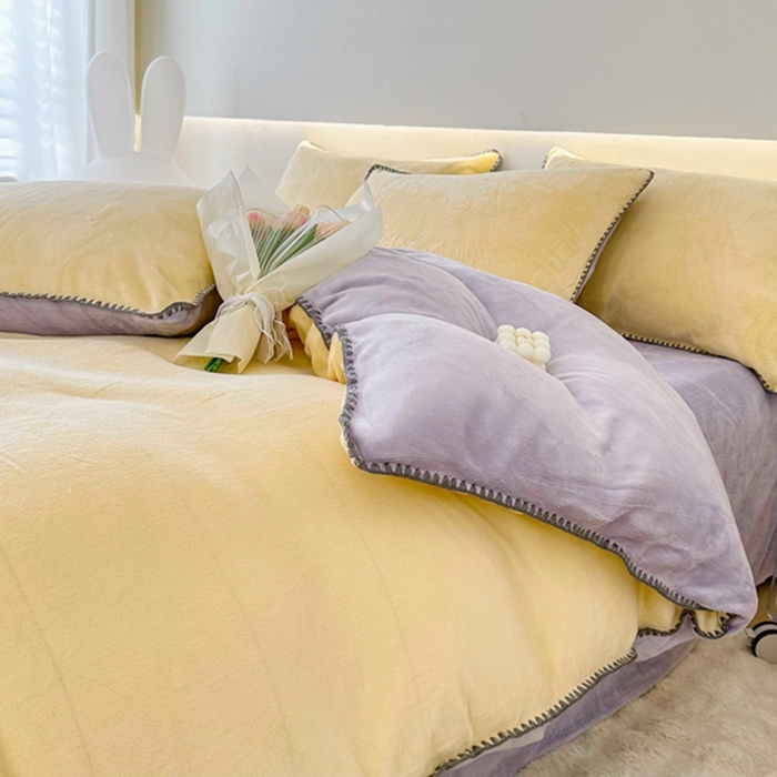 91家纺网 家纺一手货源 找家纺 迷仙巢家纺 2023新款贝壳绒四件套 奶油黄加浅紫