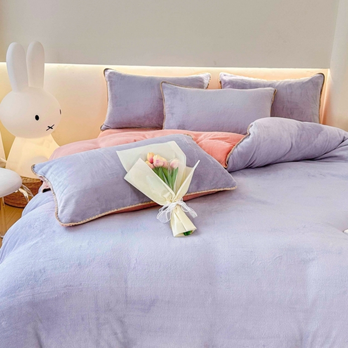 91家纺网 家纺一手货源 找家纺 迷仙巢家纺 2023新款贝壳绒四件套 浅紫加粉玉