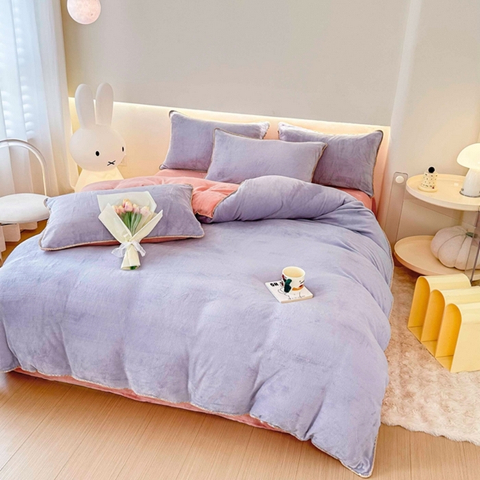 91家纺网 家纺一手货源 找家纺 迷仙巢家纺 2023新款贝壳绒四件套 浅紫加粉玉