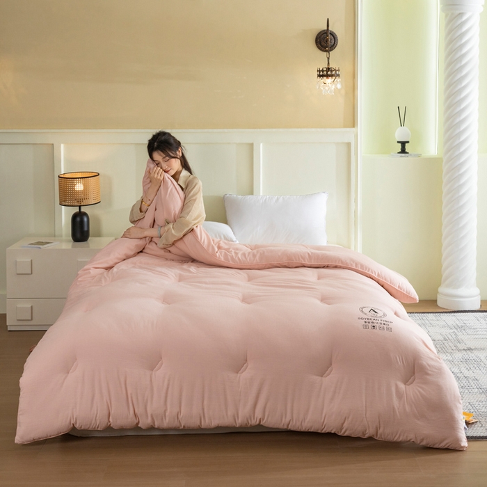 91家纺网 家纺一手货源 找家纺 被靠被 2023新款原棉贡缎提花李官奇填充大豆被子春秋被芯冬被子母被 豆沙