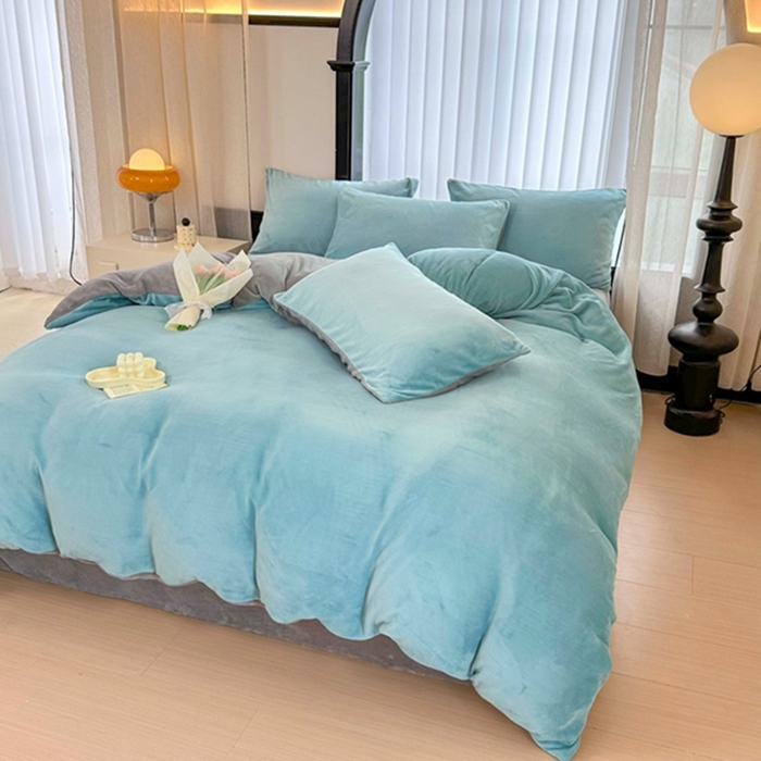 91家纺网 家纺一手货源 找家纺 迷仙巢家纺 2023新款双拼牛奶绒四件套 浅绿灰