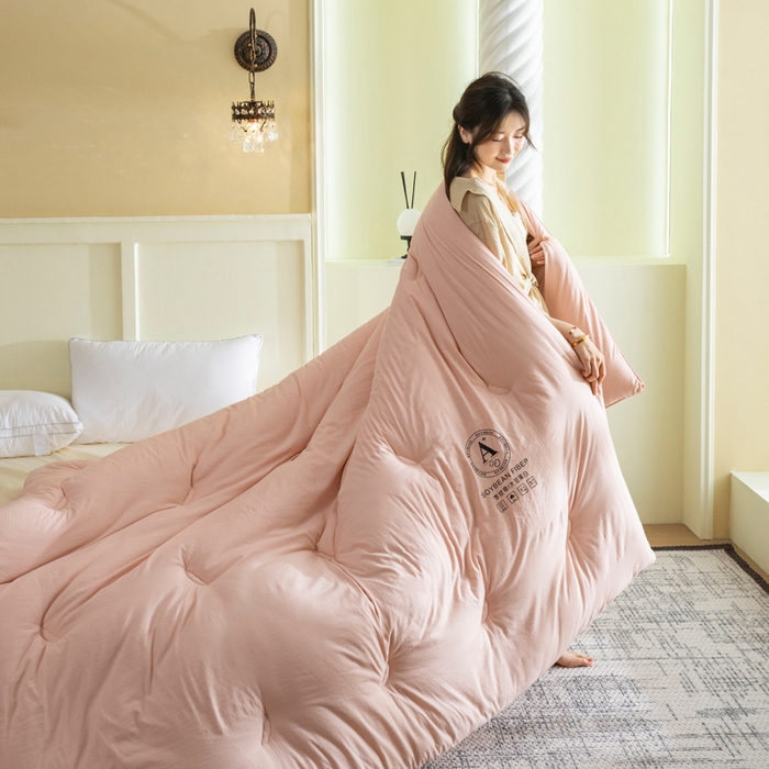 91家纺网 家纺一手货源 找家纺 被靠被 2023新款原棉贡缎提花李官奇填充大豆被子春秋被芯冬被子母被 豆沙