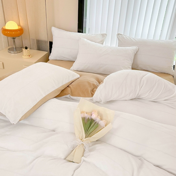 91家纺网 家纺一手货源 找家纺 （总）迷仙巢家纺 2023新款双拼牛奶绒四件套