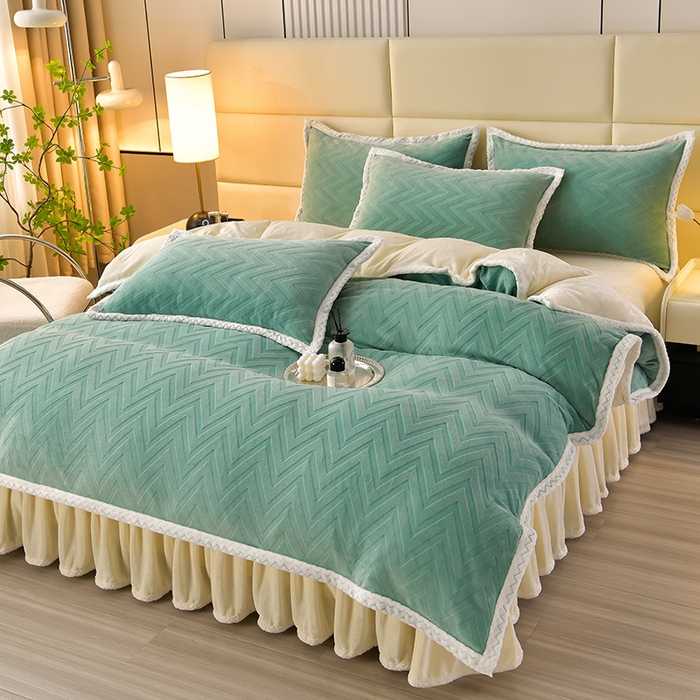 91家纺网 家纺一手货源 找家纺 星窝家纺 2023直播电商爆款高克重9斤加厚雕花绒牛奶绒四件套 格调绿色