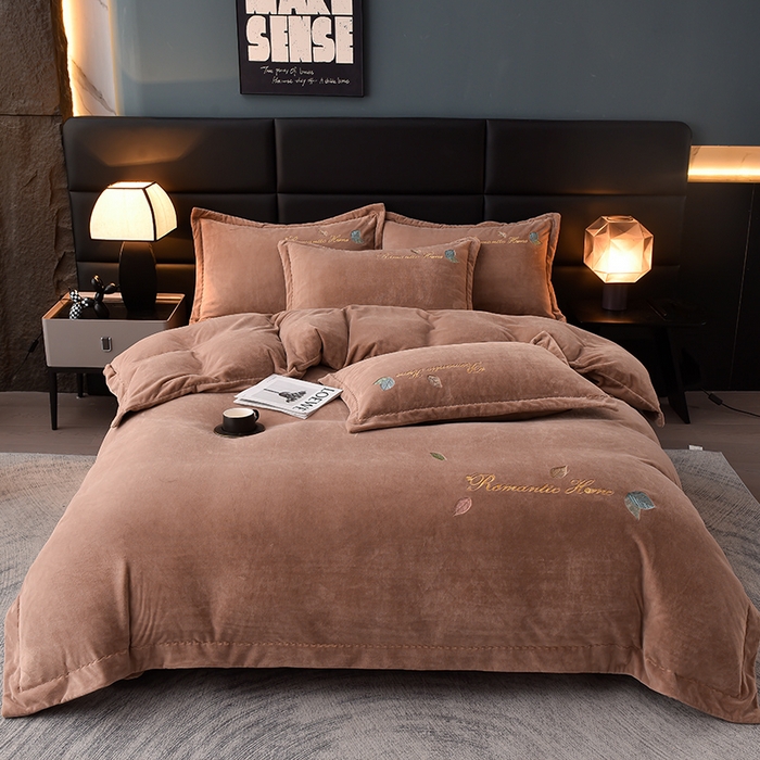 91家纺网 家纺一手货源 找家纺 瑞驰家纺 2023新款A类达标加厚保暖婴儿绒四件套 艾丽莎系列 艾丽莎-卡其