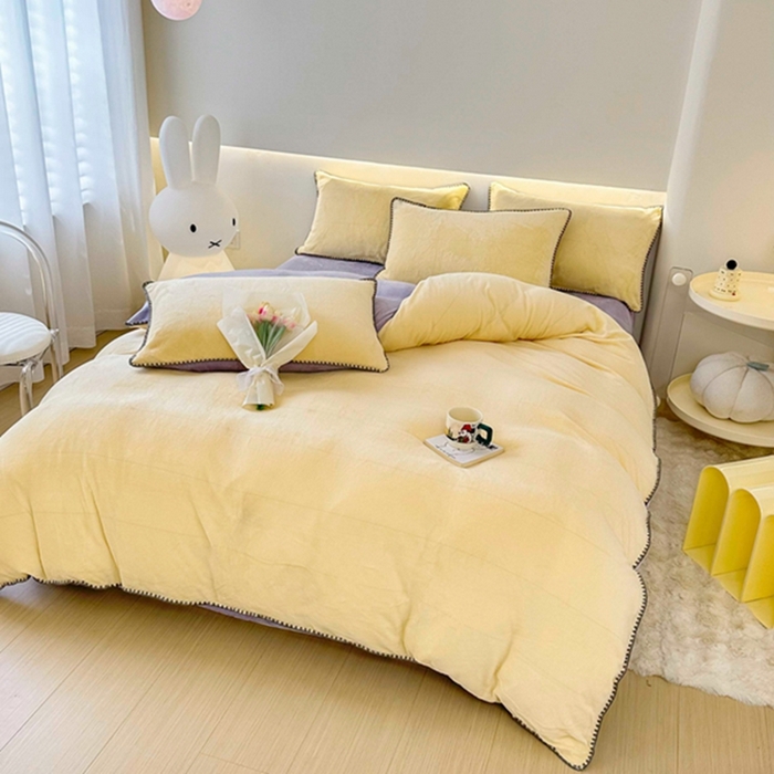 91家纺网 家纺一手货源 找家纺 迷仙巢家纺 2023新款贝壳绒四件套 奶油黄加浅紫