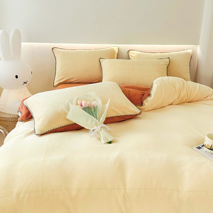 91家纺网 家纺一手货源 找家纺 迷仙巢家纺 2023新款贝壳绒四件套 奶油黄加焦糖