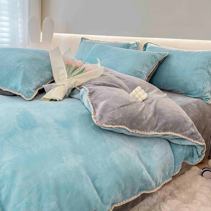 91家纺网 家纺一手货源 找家纺 迷仙巢家纺 2023新款贝壳绒四件套 浅绿灰