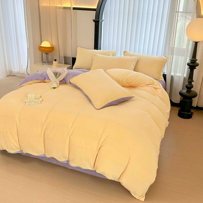 91家纺网 家纺一手货源 找家纺 迷仙巢家纺 2023新款双拼牛奶绒四件套 奶油黄加浅紫