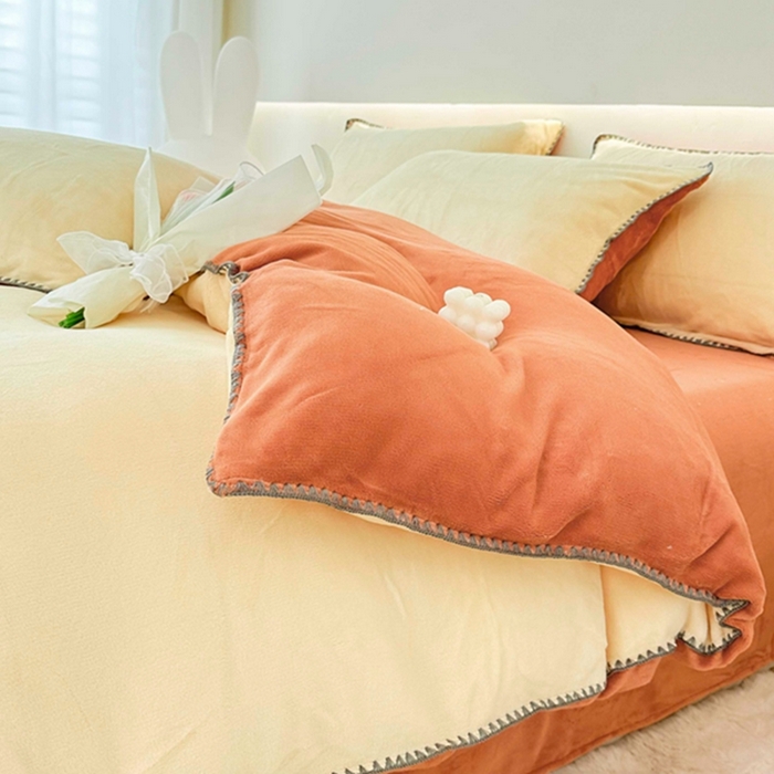 91家纺网 家纺一手货源 找家纺 迷仙巢家纺 2023新款贝壳绒四件套 奶油黄加焦糖