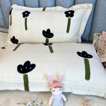 91家纺网 家纺一手货源 找家纺 (总)百寐2023年保暖牛奶绒信封枕套+枕芯组合防静电牛奶绒枕芯保护套