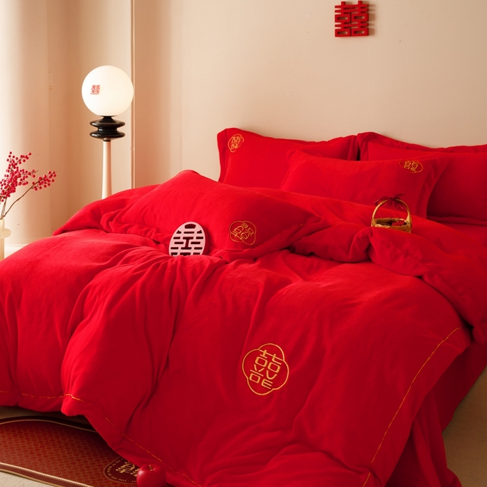 91家纺网 家纺一手货源 找家纺 铭动家纺 2023新款婚庆四件套 小欢喜