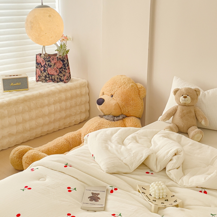 91家纺网 家纺一手货源 找家纺 木楌家居 2025新款全棉皱皱纱刺绣款被芯-风格二 小樱桃