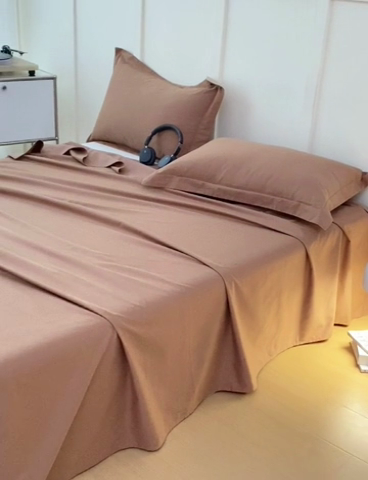 91家纺网 家纺一手货源 找家纺 2023A类纯色纯棉磨毛单床单 可可棕