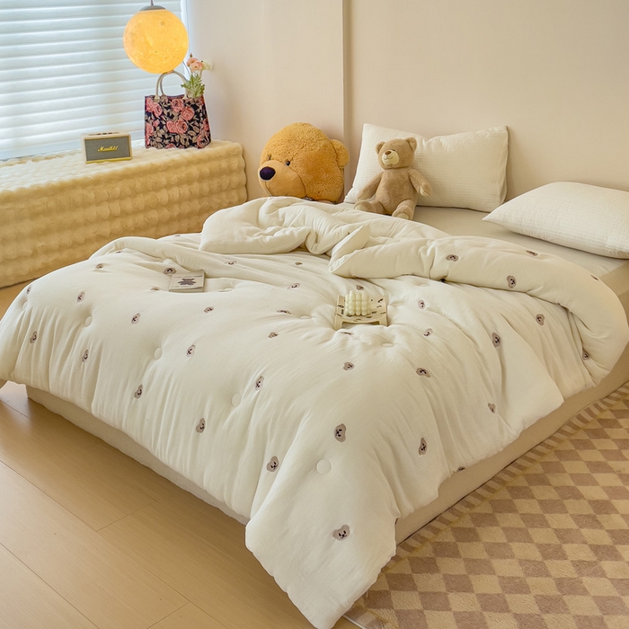 91家纺网 家纺一手货源 找家纺 木楌家居 2025新款全棉皱皱纱刺绣款被芯-风格二 幸运熊