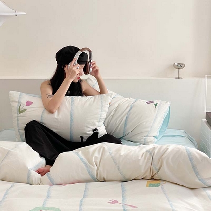 91家纺网 家纺一手货源 找家纺 （总）圆岛家纺 2023冬季新款全棉加厚磨毛刺绣四件套-场景二