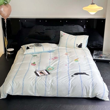 圆岛家纺 2023冬季新款全棉加厚磨毛刺绣四件套-场景一 猫咪日记