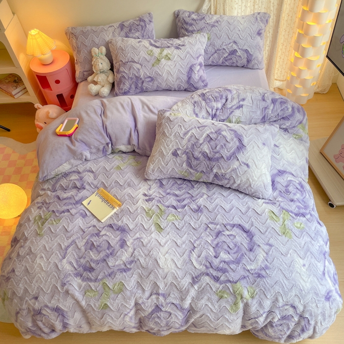 91家纺网 家纺一手货源 找家纺 安哆啦家纺 2024新款加厚9斤印花獭兔毛绒兔兔绒剪花刷花牛奶绒四件套 浪漫玫瑰