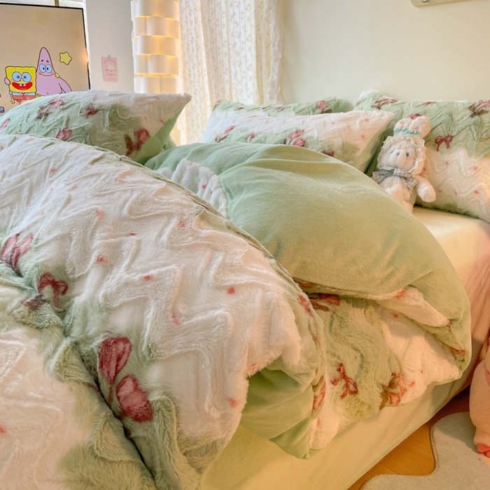 91家纺网 家纺一手货源 找家纺 安哆啦家纺 2024新款加厚9斤印花獭兔毛绒兔兔绒剪花刷花牛奶绒四件套 郁金香