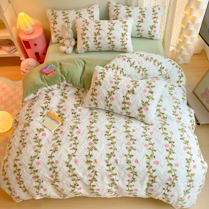 91家纺网 家纺一手货源 找家纺 安哆啦家纺 2024新款加厚9斤印花獭兔毛绒兔兔绒剪花刷花牛奶绒四件套 藤蔓花朵