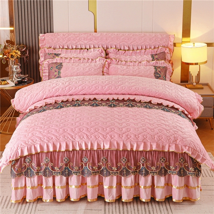 91家纺网 家纺一手货源 找家纺 （总）新款心心相印蕾丝款水晶绒保暖床裙四件套