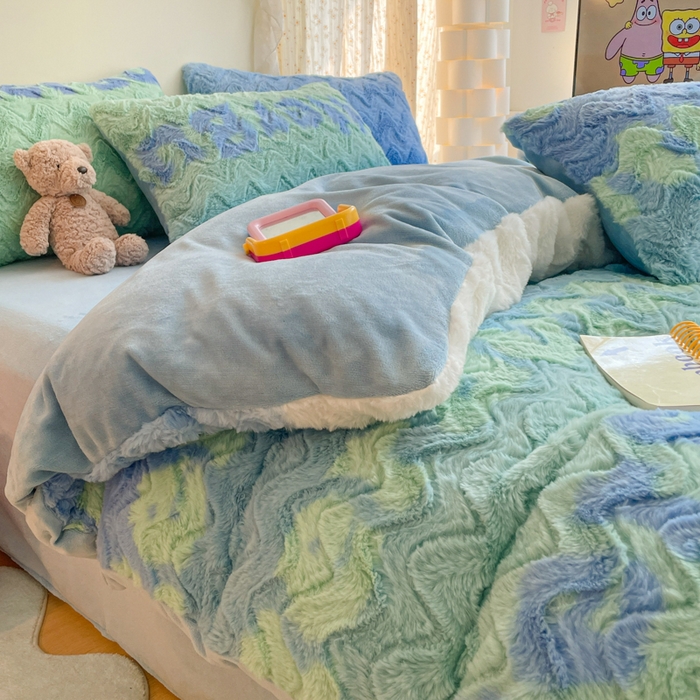 91家纺网 家纺一手货源 找家纺 安哆啦家纺 2024新款加厚9斤印花獭兔毛绒兔兔绒剪花刷花牛奶绒四件套 印象派