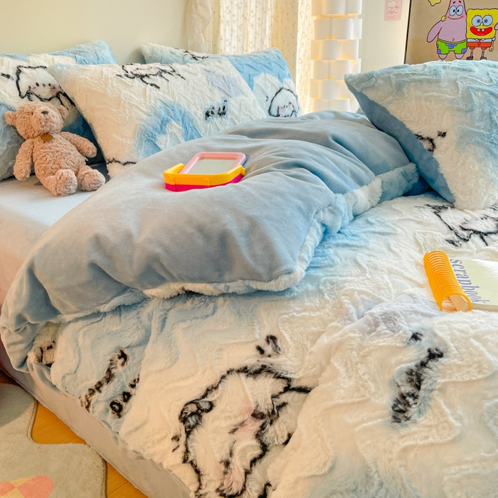 91家纺网 家纺一手货源 找家纺 安哆啦家纺 2024新款加厚9斤印花獭兔毛绒兔兔绒剪花刷花牛奶绒四件套 甜心小白