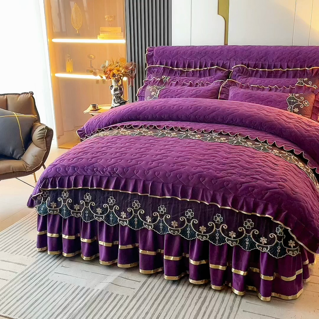 91家纺网 家纺一手货源 找家纺 新款心心相印蕾丝款床裙 心心相印蕾丝款-高贵紫