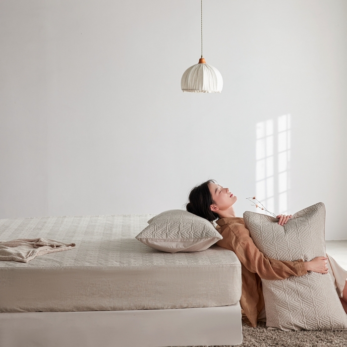 91家纺网 家纺一手货源 找家纺 （总）安莱生活 2023年新品亚麻夹棉床笠及夹棉床笠三件套