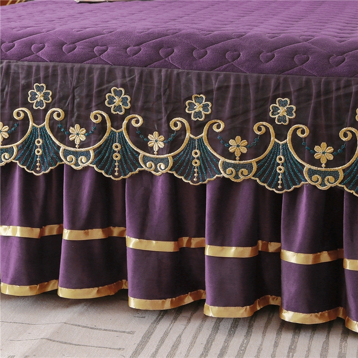 91家纺网 家纺一手货源 找家纺 新款心心相印蕾丝款床裙 心心相印蕾丝款-高贵紫