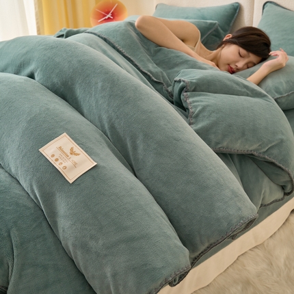 21度C 2023新款加厚保暖云朵牛奶绒四件套 云朵三角针-墨绿